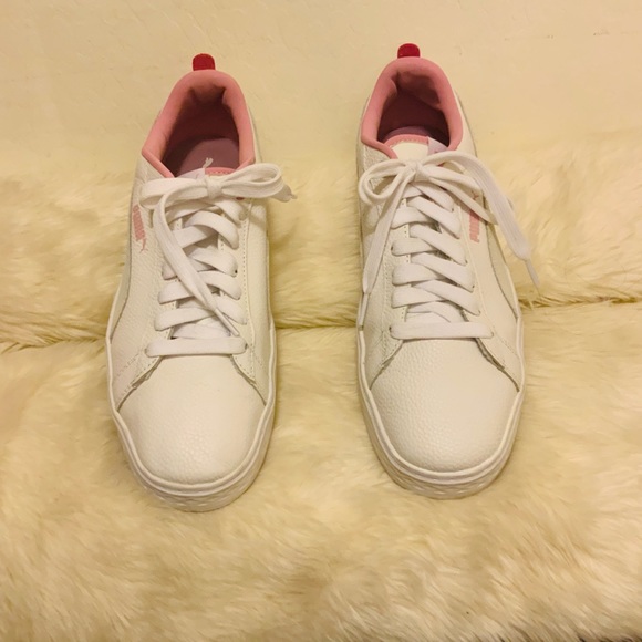 White with pink trim Puma Sneakers - Picture 4 of 7